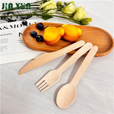Medinių porcijų stalo įrankių rinkinys